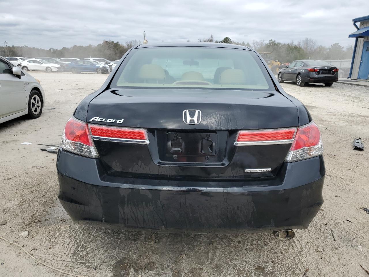 2011 Honda Accord Se VIN: 1HGCP2F69BA142782 Lot: 86292274