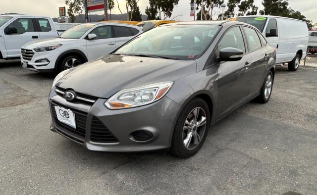 Sedans FORD FOCUS 2013 Szary