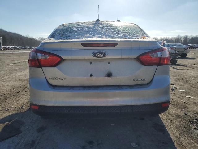  FORD FOCUS 2013 Srebrny