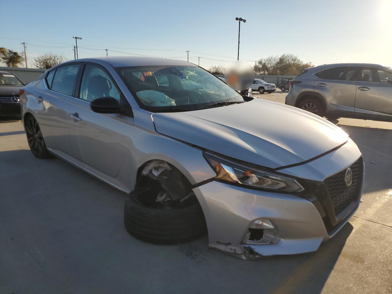 2021 Nissan Altima - Image 4