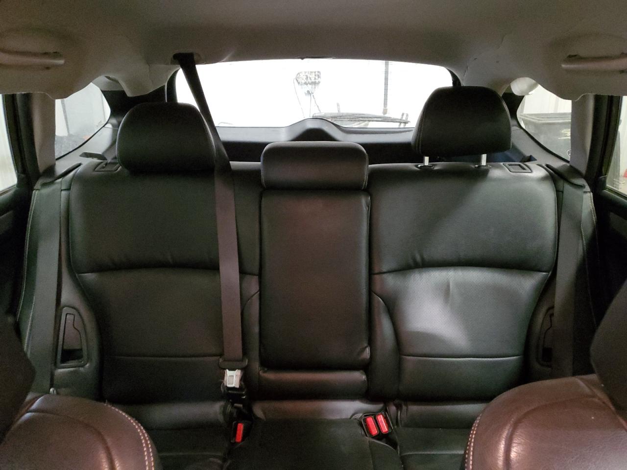 2015 Subaru Outback - Image 10