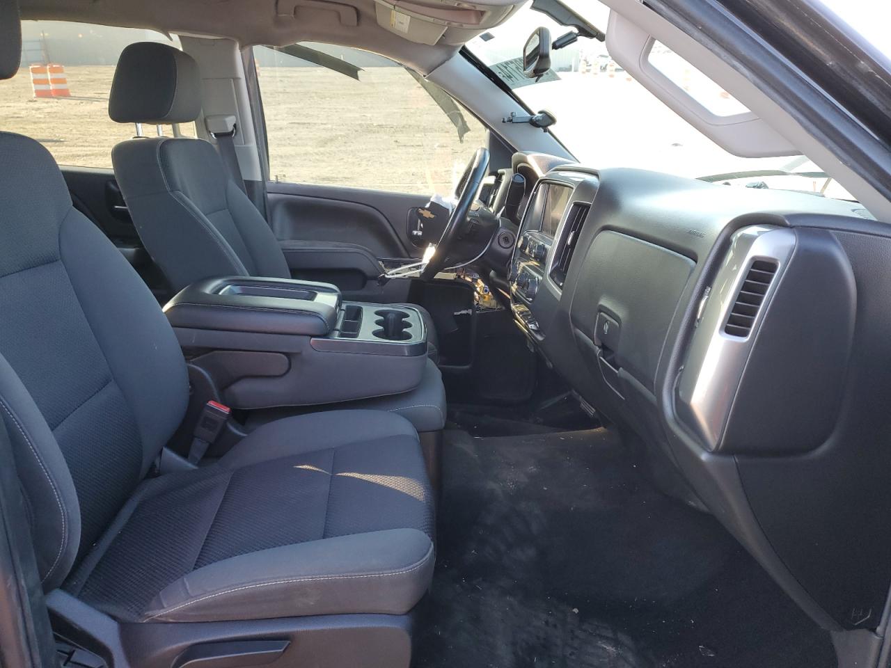 2014 Chevrolet Silverado - Image 7