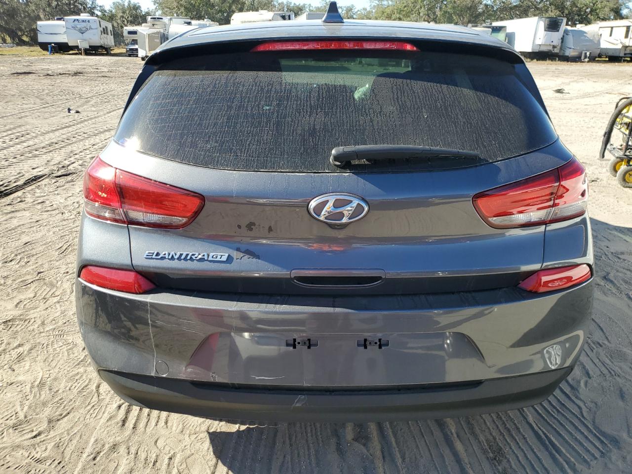 2018 Hyundai Elantra - Image 6