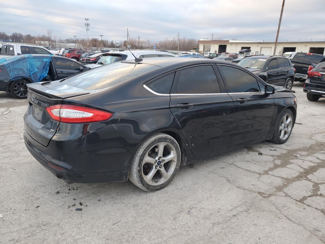 VIN 3FA6P0H74FR262433 2015 FORD FUSION no.3