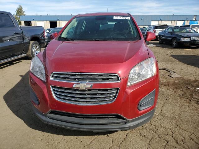 Parquets CHEVROLET TRAX 2015 Czerwony