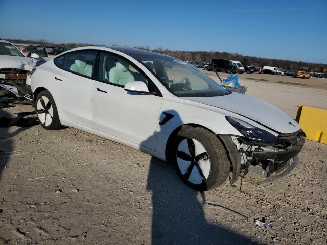  TESLA MODEL 3 2022 Белы