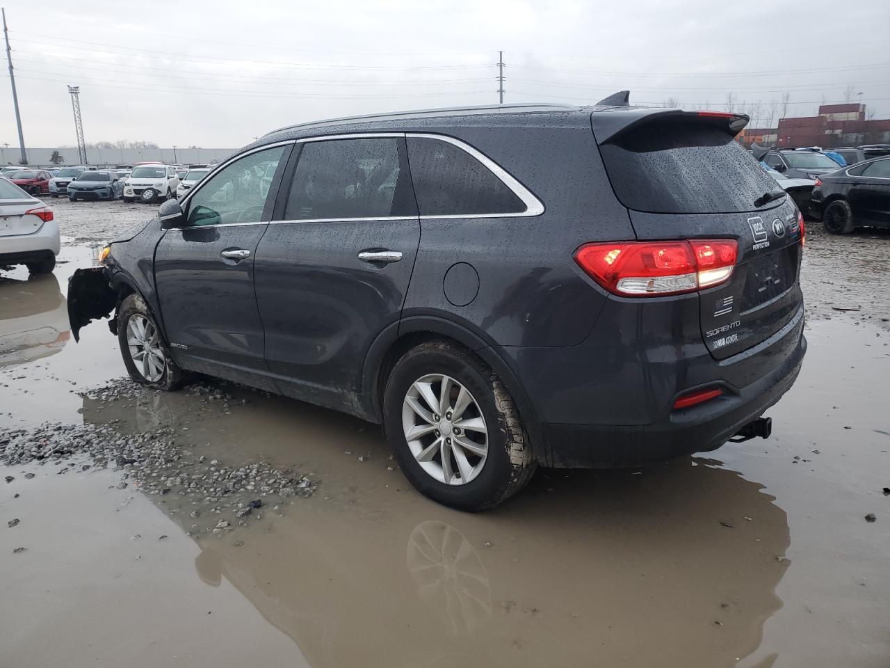 VIN 5XYPGDA51GG135133 2016 KIA SORENTO no.2