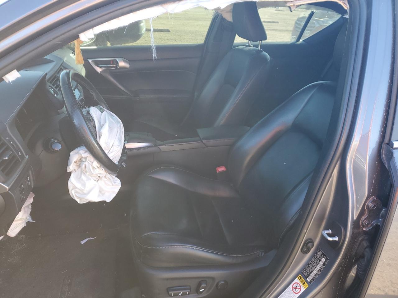 2015 Lexus CT - Image 7