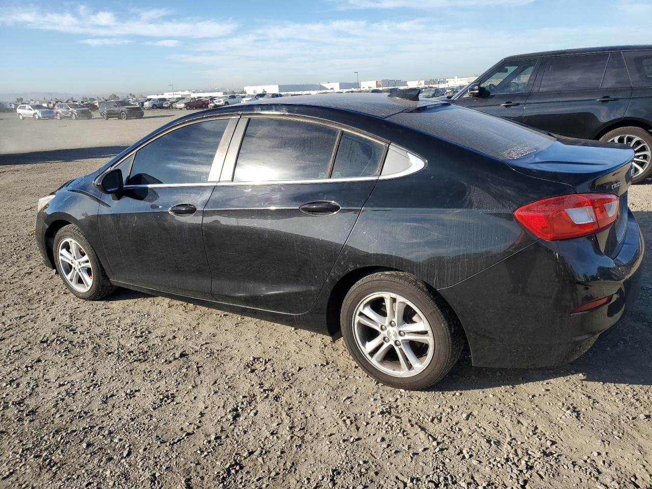 2016 Chevrolet Cruze - Image 2