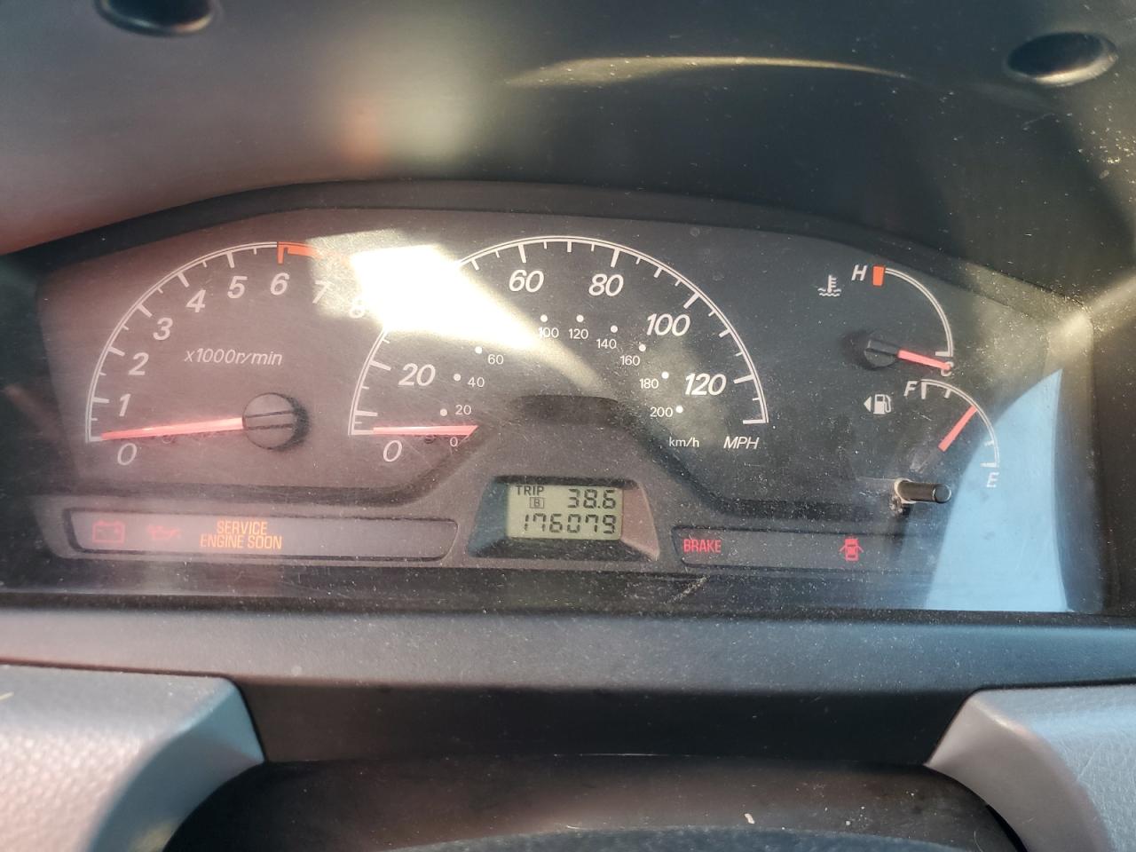 2004 Mitsubishi Lancer Es VIN: JA3AJ26E04U069526 Lot: 83693904