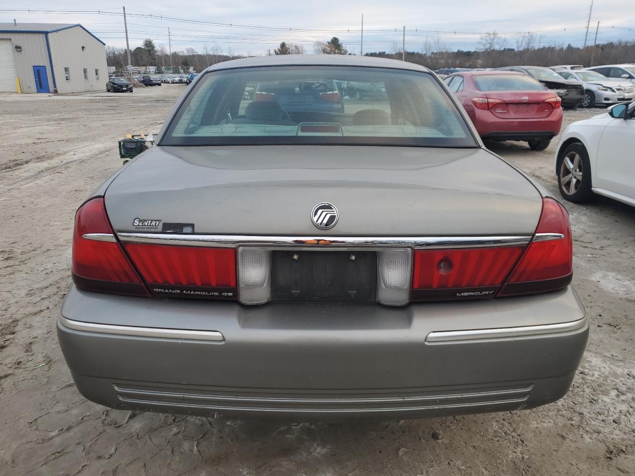 2001 Mercury Grand Marquis Gs VIN: 2MEFM74W11X710662 Lot: 85087594