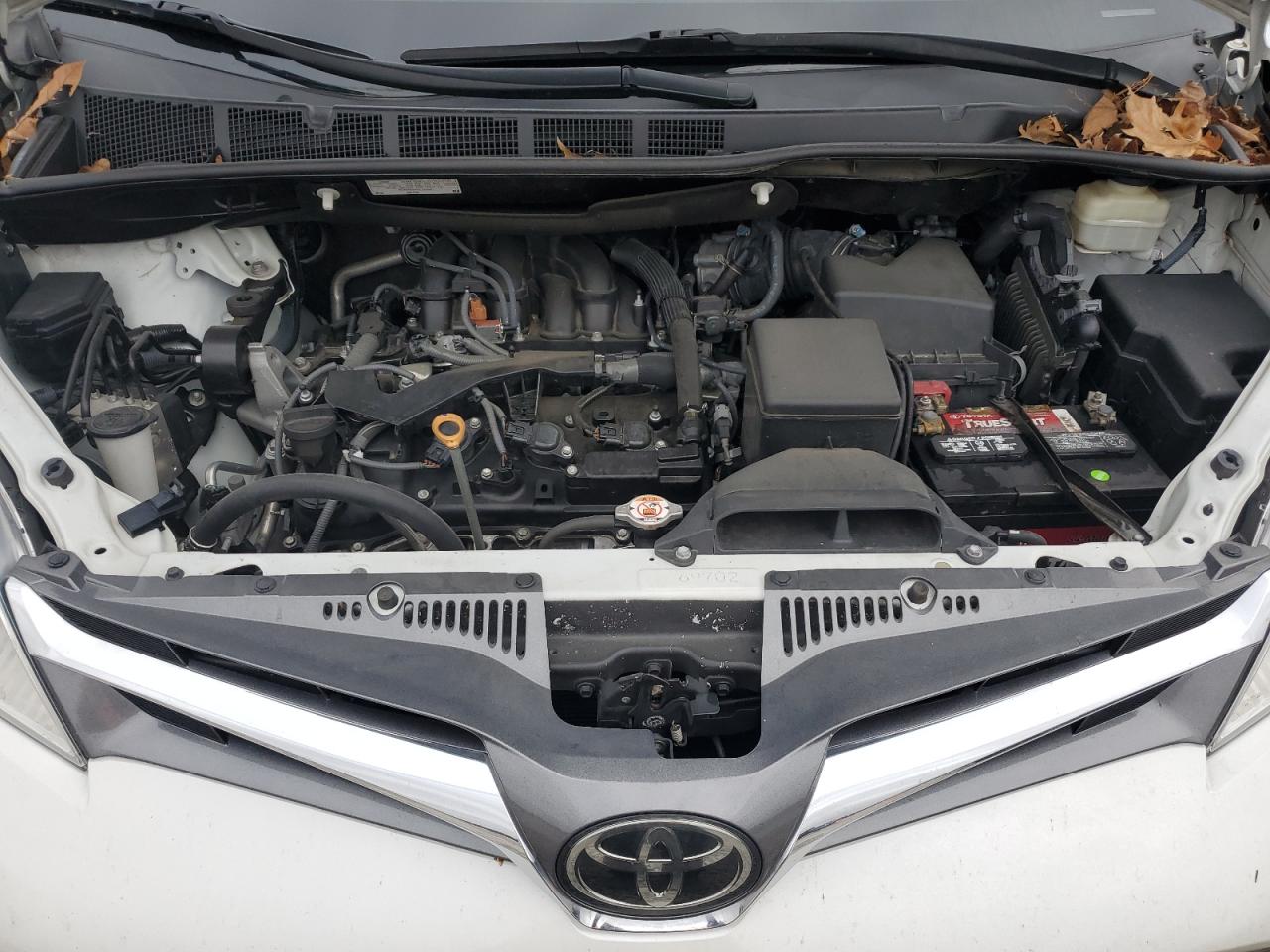 2018 Toyota Sienna - Image 14