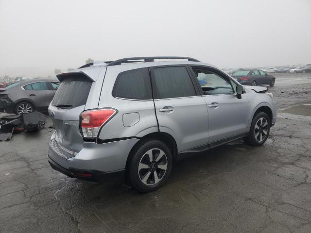  SUBARU FORESTER 2018 Silver