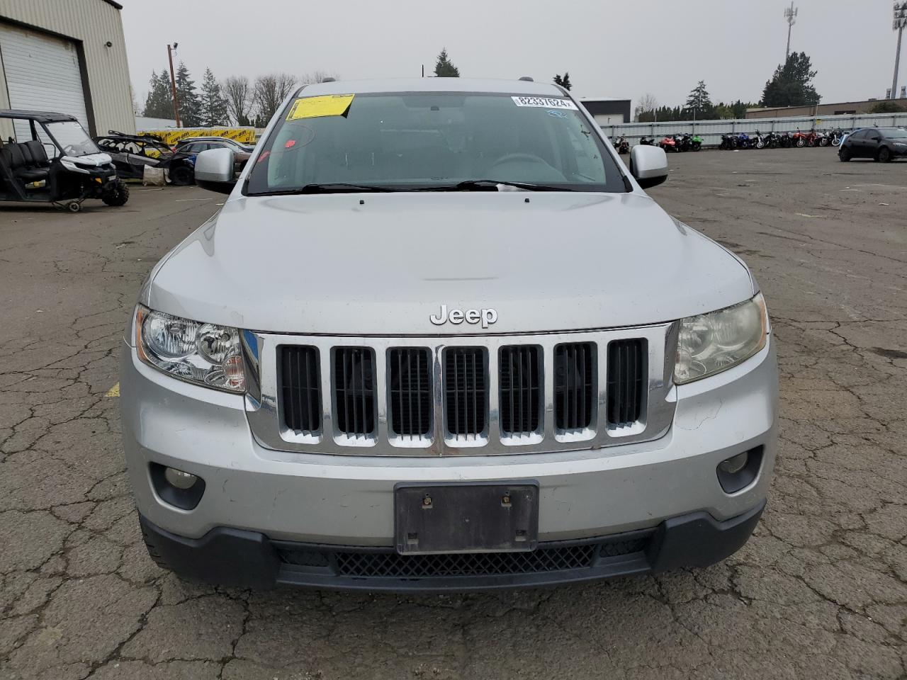 2013 Jeep Grand Cherokee - Image 5