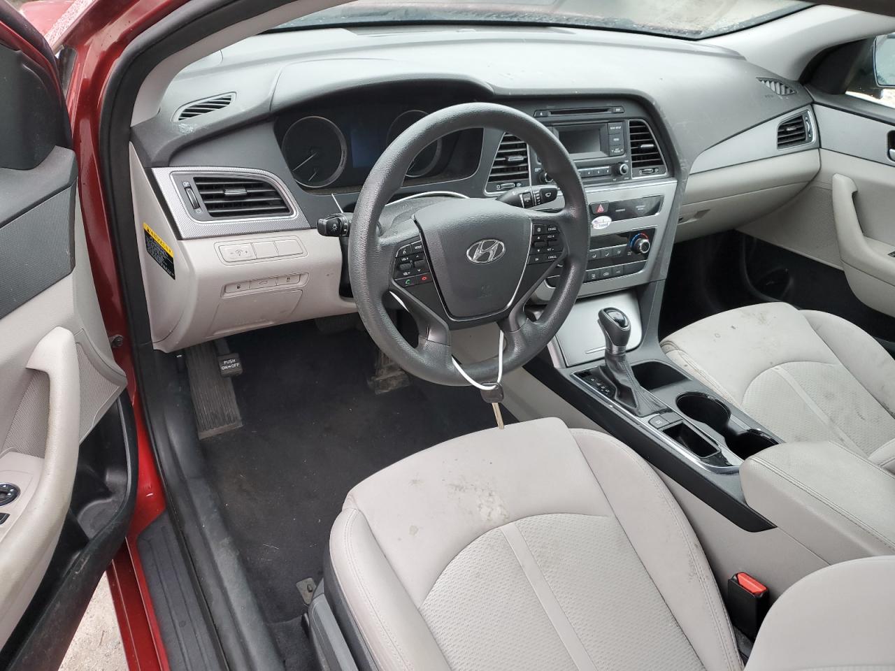 2016 Hyundai Sonata - Image 8