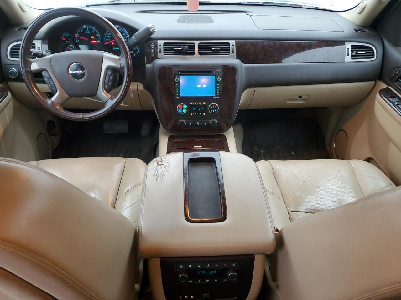 2011 GMC Yukon - Image 8
