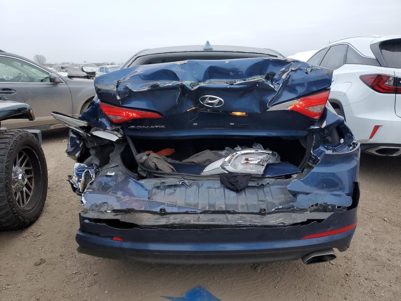 2017 Hyundai Sonata - Image 6