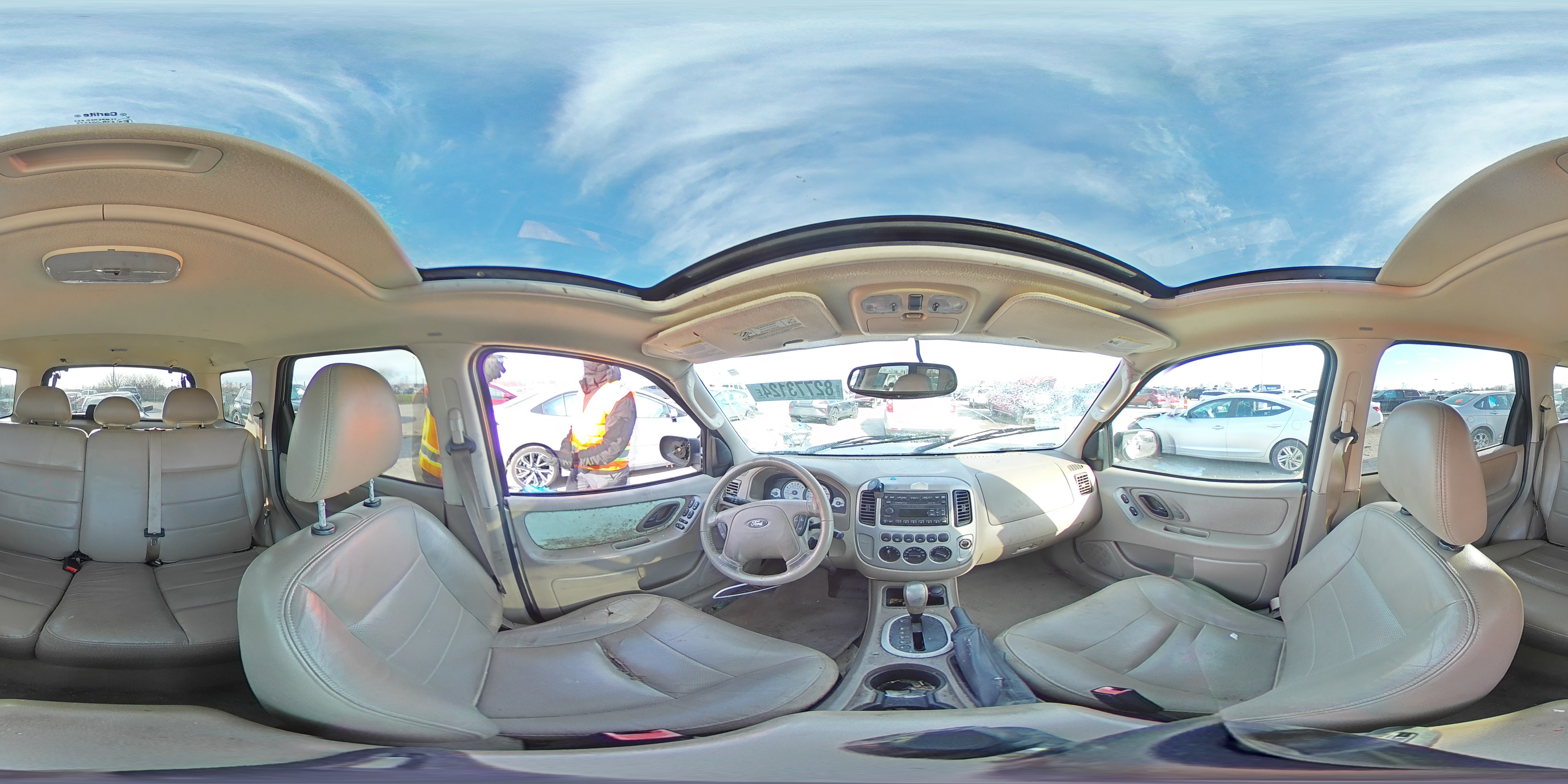 2005 Ford Escape - Image 13