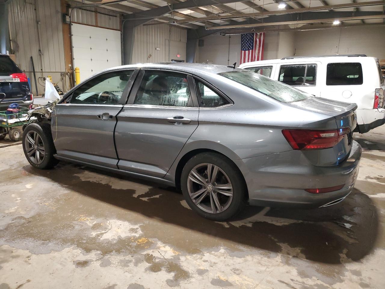 2021 Volkswagen Jetta - Image 2