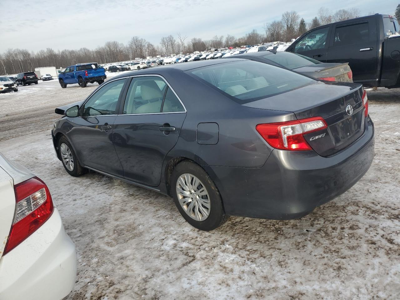 VIN 4T1BF1FK9DU218230 2013 TOYOTA CAMRY no.2