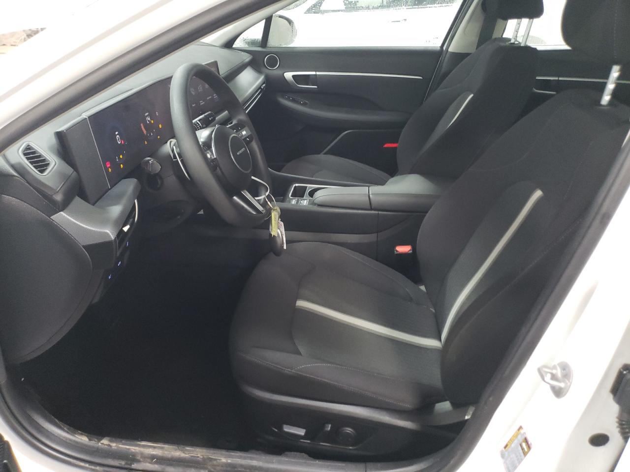 2024 Hyundai Sonata - Image 7