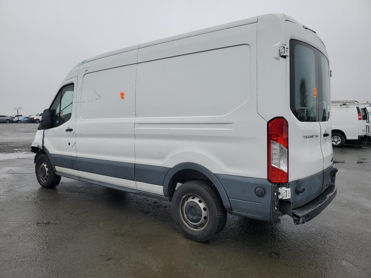 VIN 1FTYR2CM9FKA99966 2015 FORD TRANSIT no.2