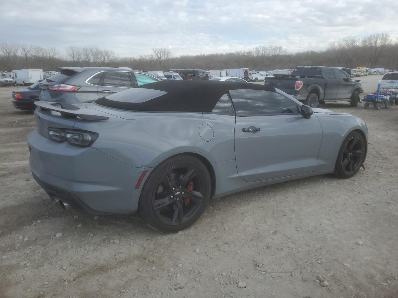 2022 Chevrolet Camaro - Image 3