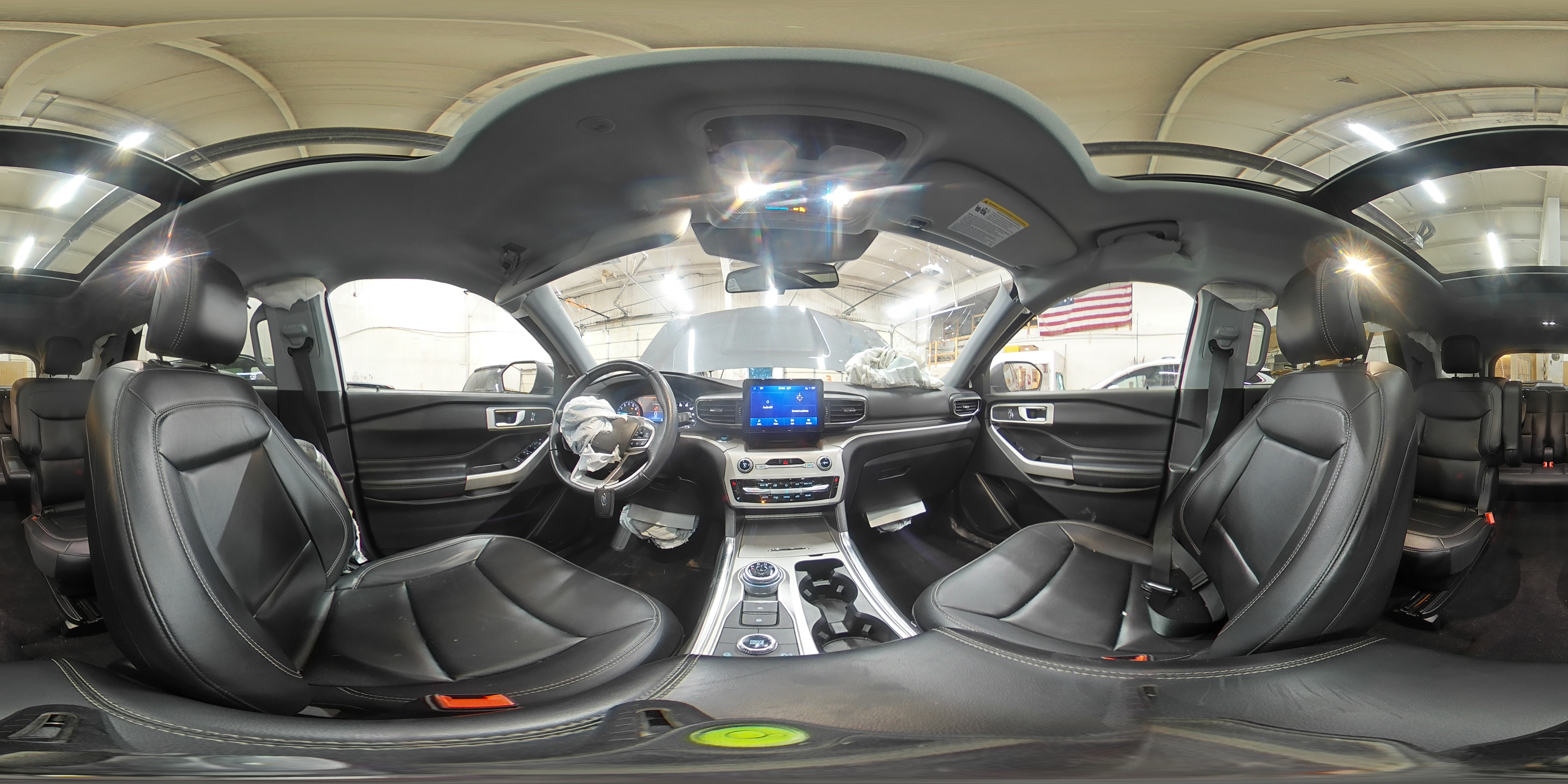 2022 Ford Explorer - Image 14