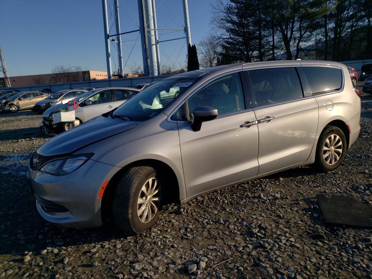 VIN 2C4RC1DG2HR634388 2017 CHRYSLER PACIFICA no.1