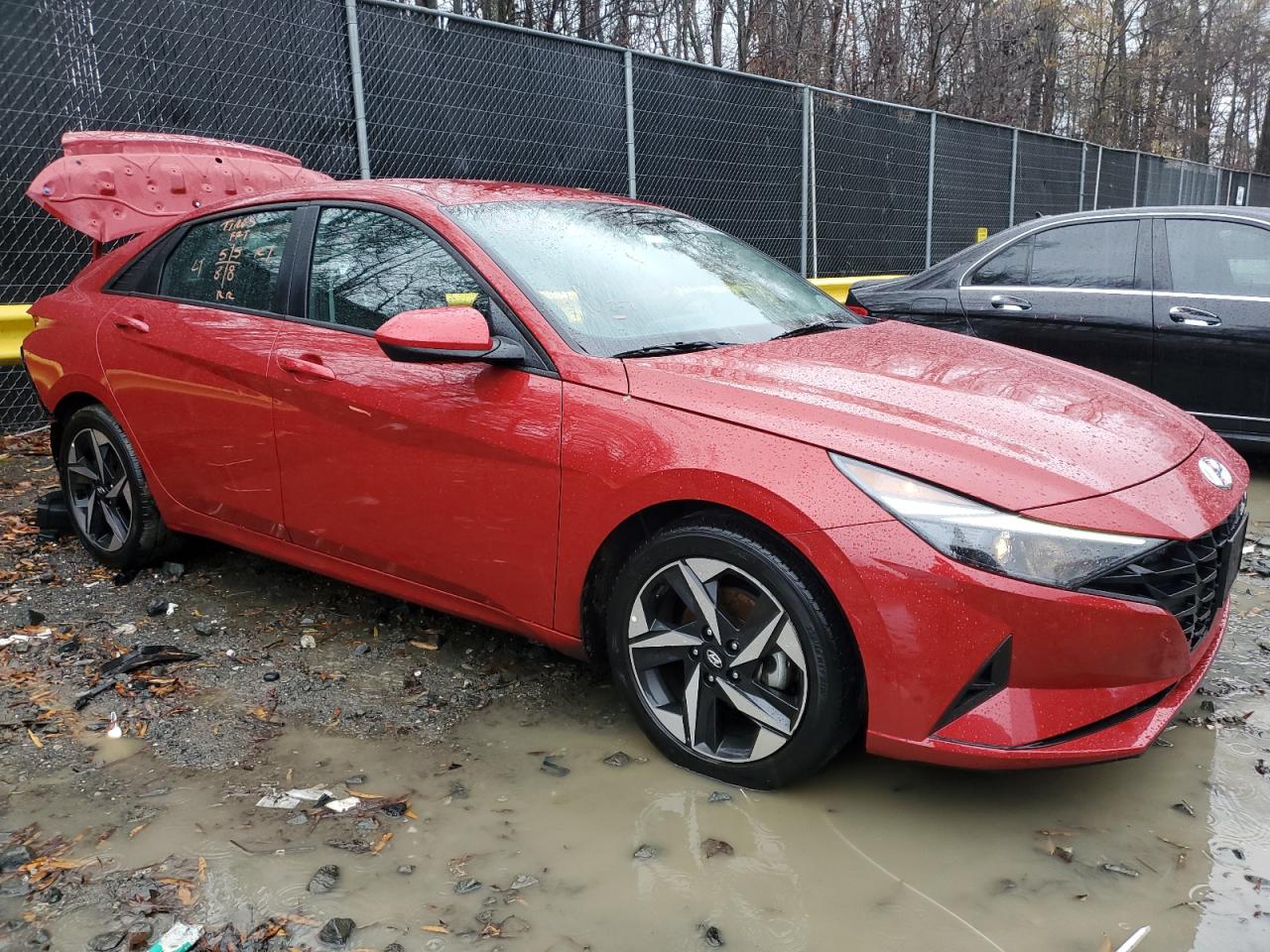 2023 Hyundai Elantra - Image 4
