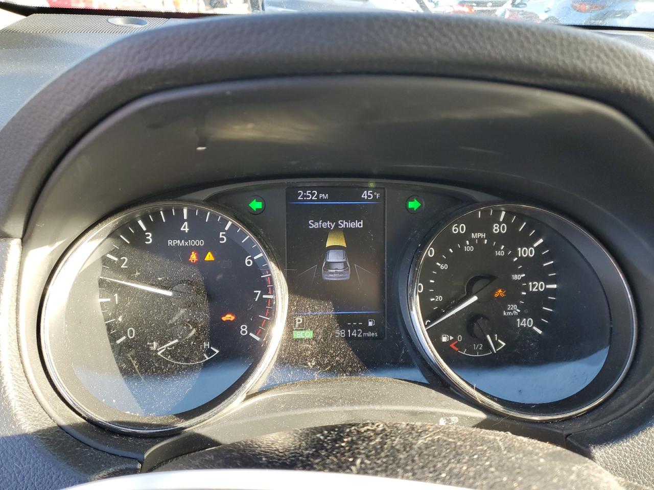 2018 Nissan Rogue - Image 9