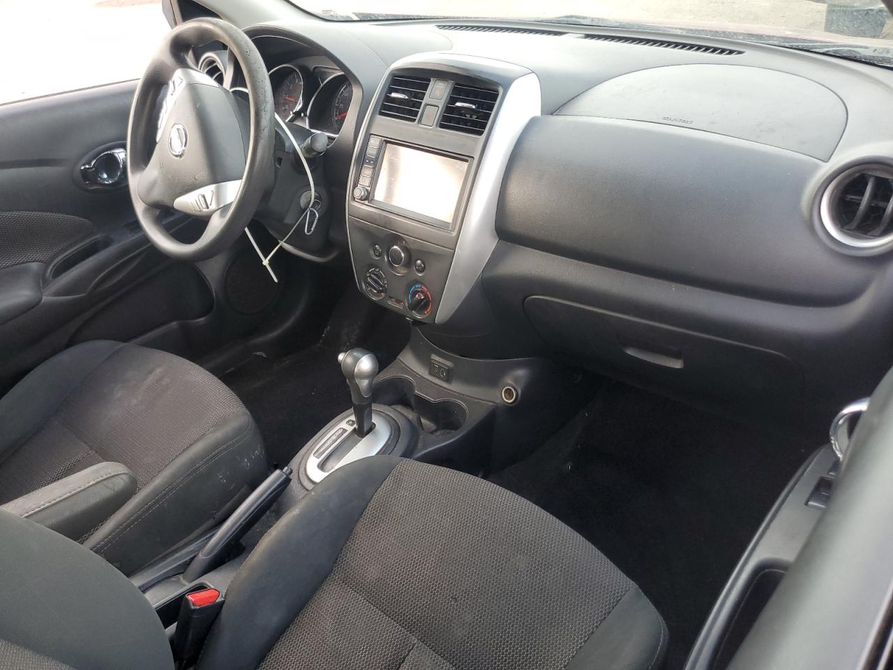 2019 Nissan Versa - Image 8