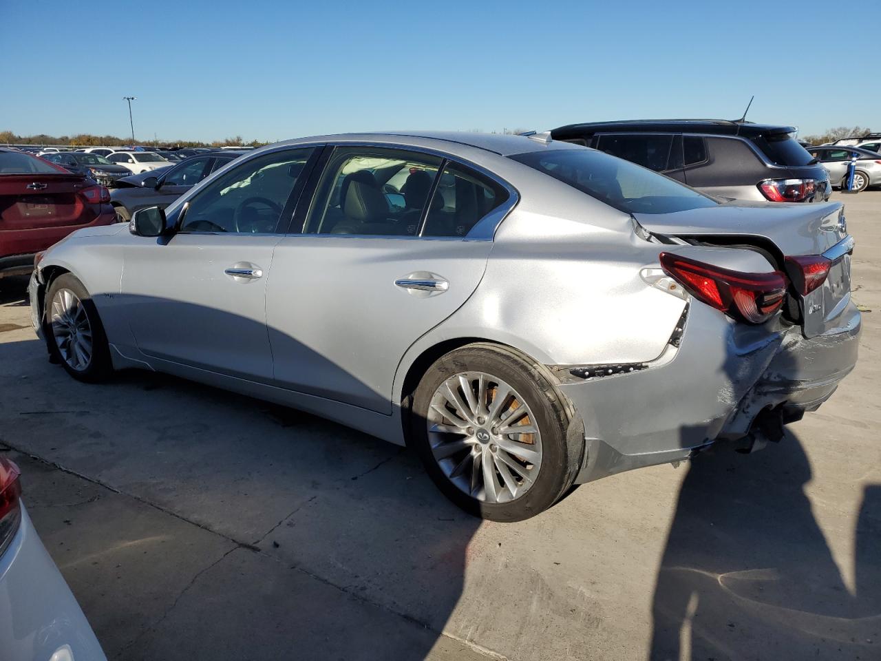 VIN JN1EV7ARXJM431763 2018 INFINITI Q50 no.2