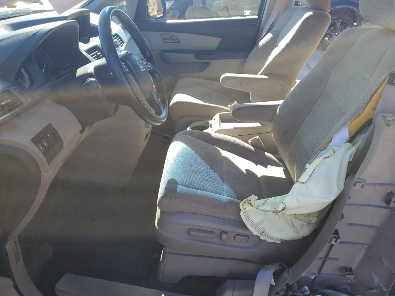 2011 Honda Odyssey - Image 7