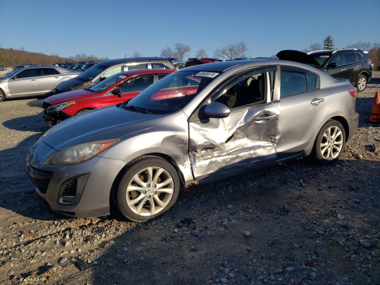 2011 Mazda 3 S zu verkaufen in West Warren, MA - Side