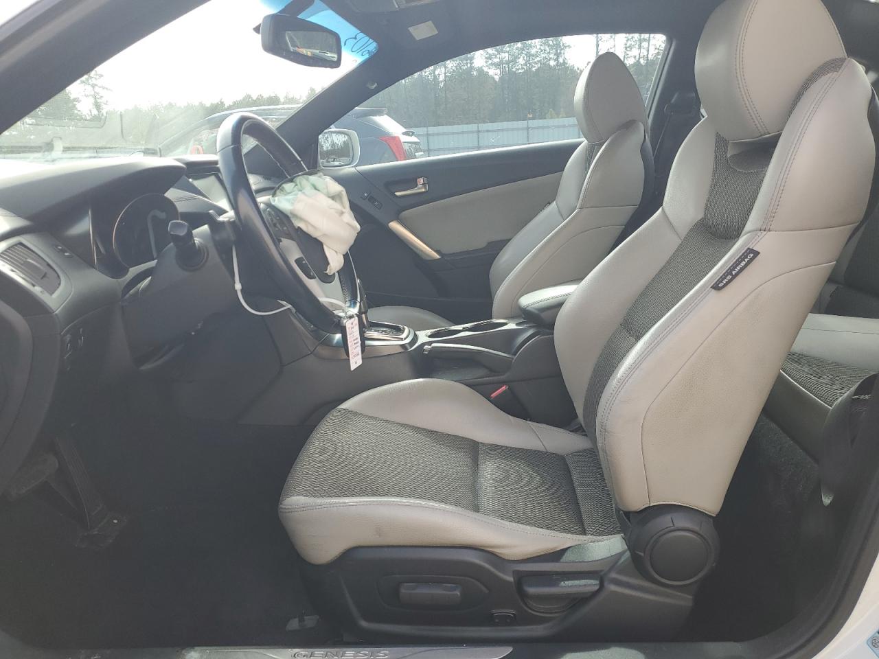 2013 Hyundai Genesis - Image 7