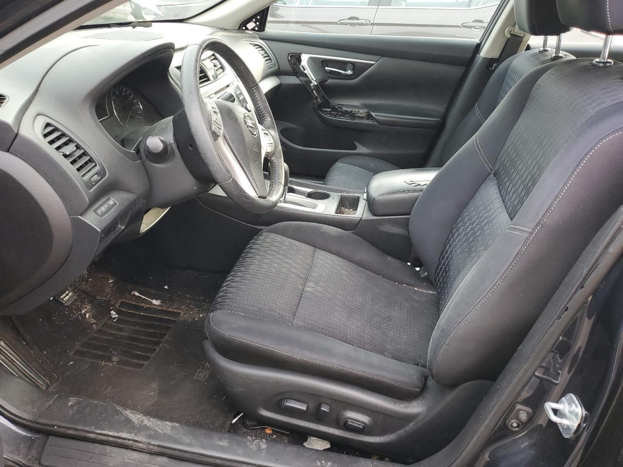2017 Nissan Altima - Image 7