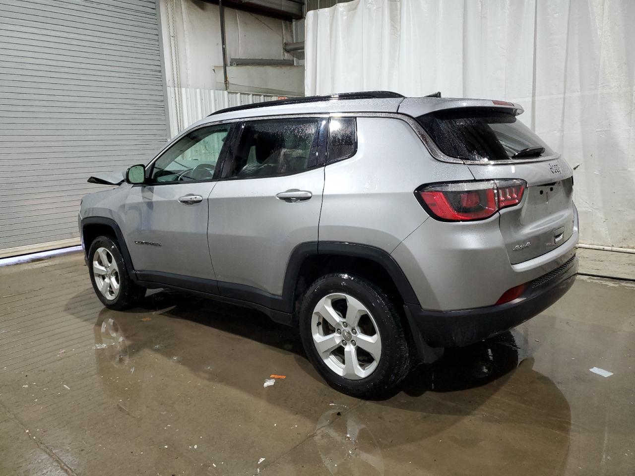 2020 Jeep Compass - Image 2