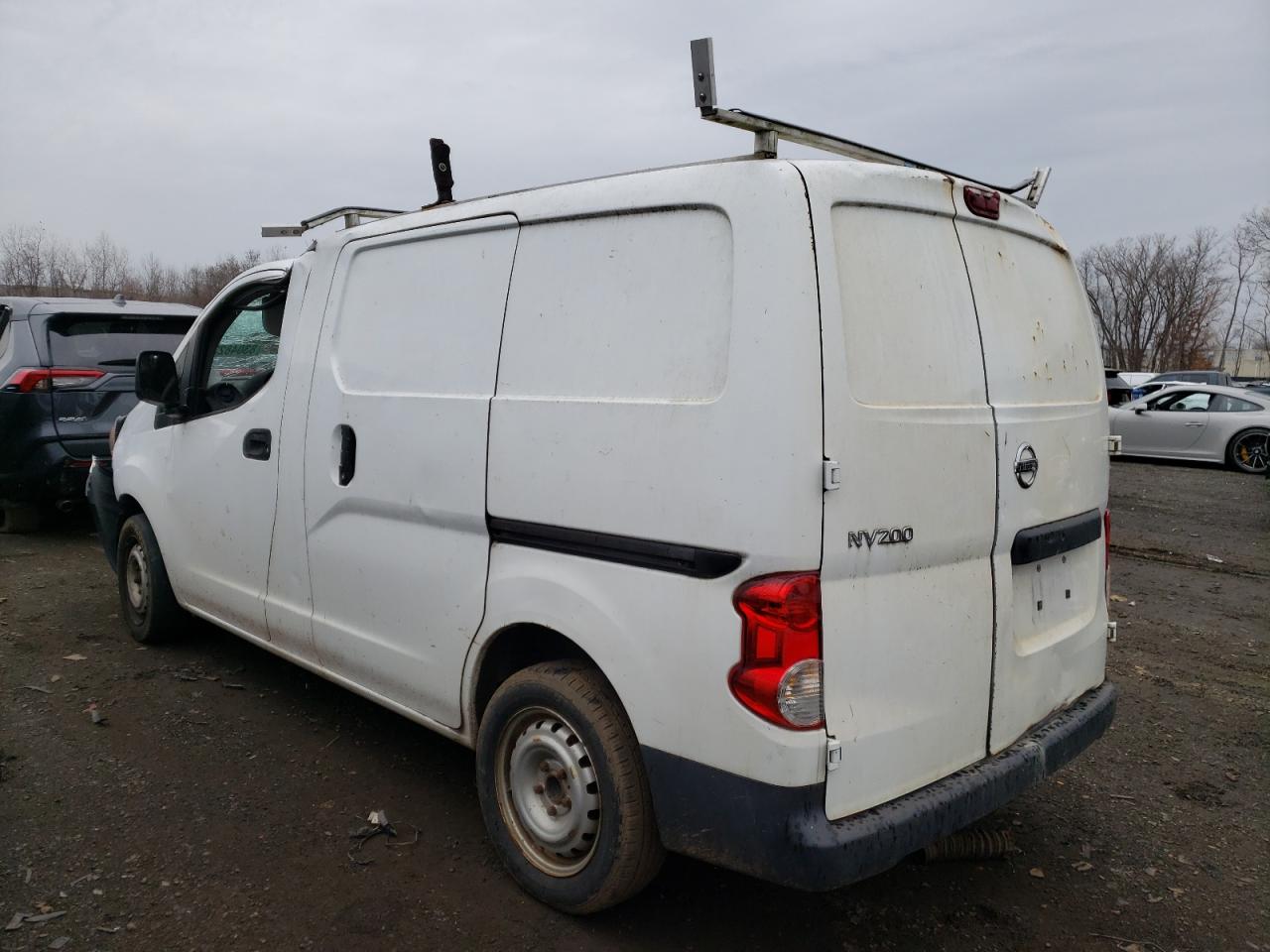 VIN 3N6CM0KN2FK702118 2015 NISSAN NV no.2