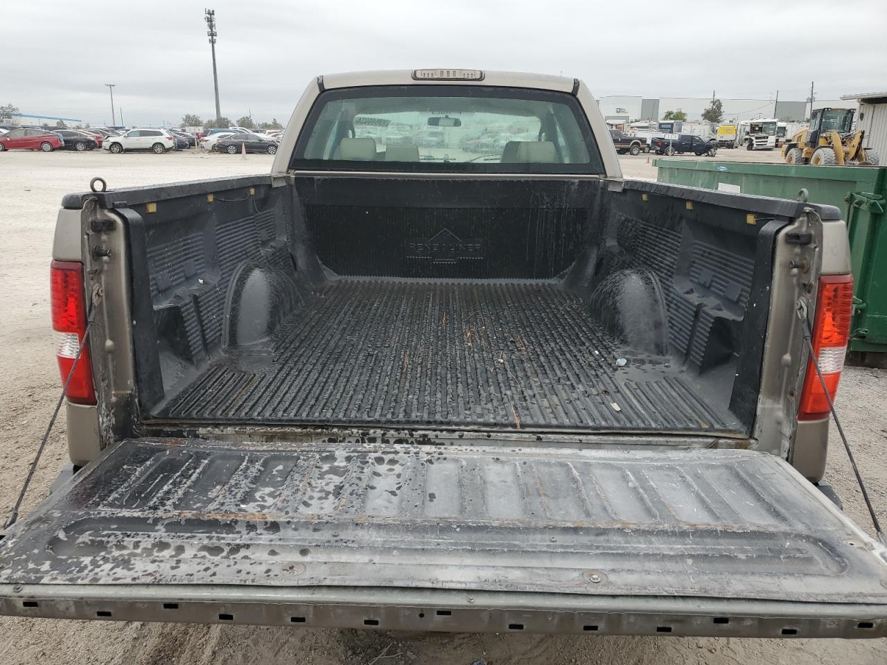 2005 Ford F-150 - Image 6