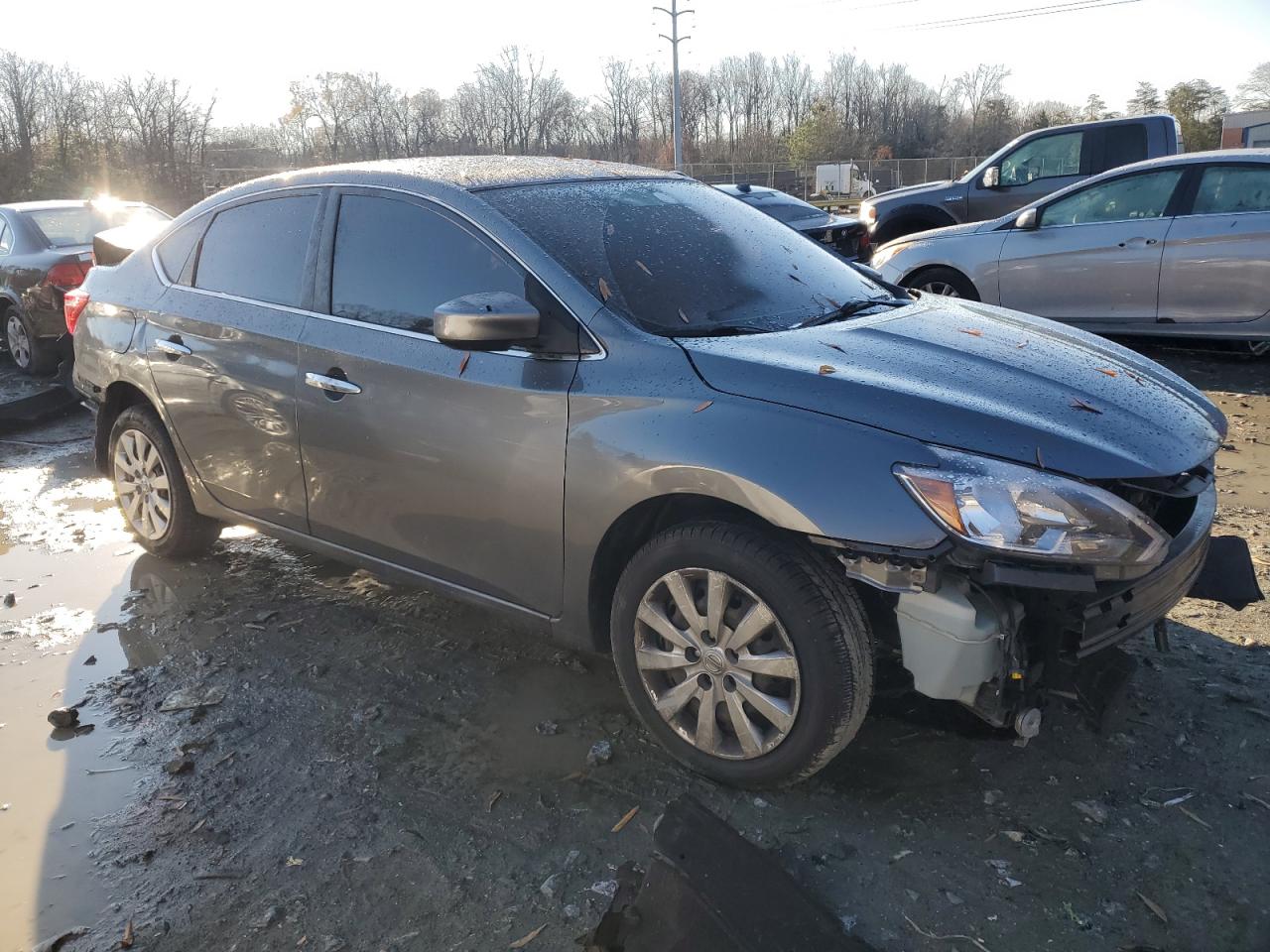 VIN 3N1AB7AP3JY204109 2018 NISSAN SENTRA no.4