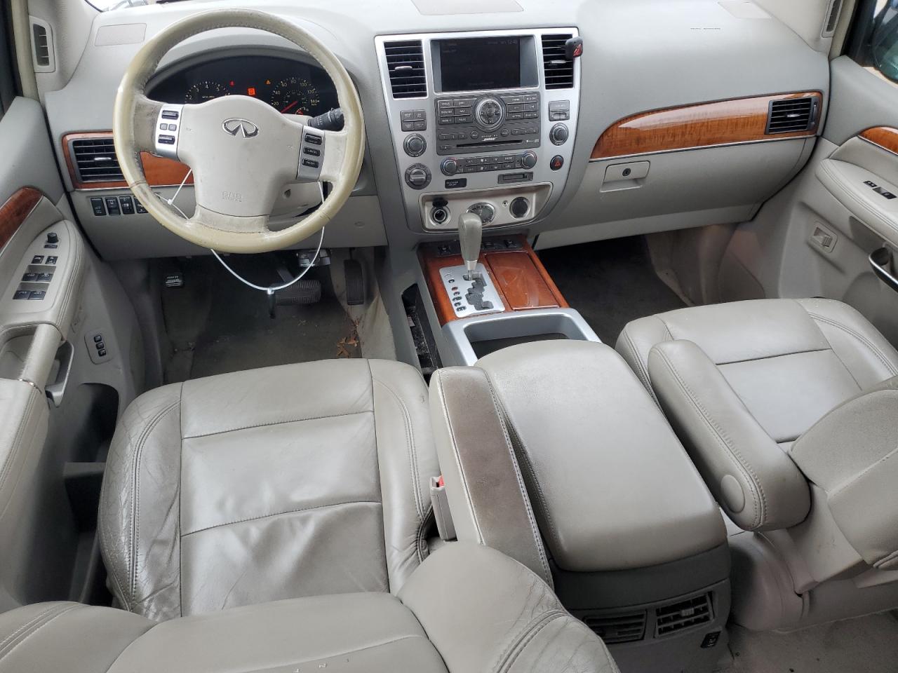 2010 Infiniti QX56 - Image 8