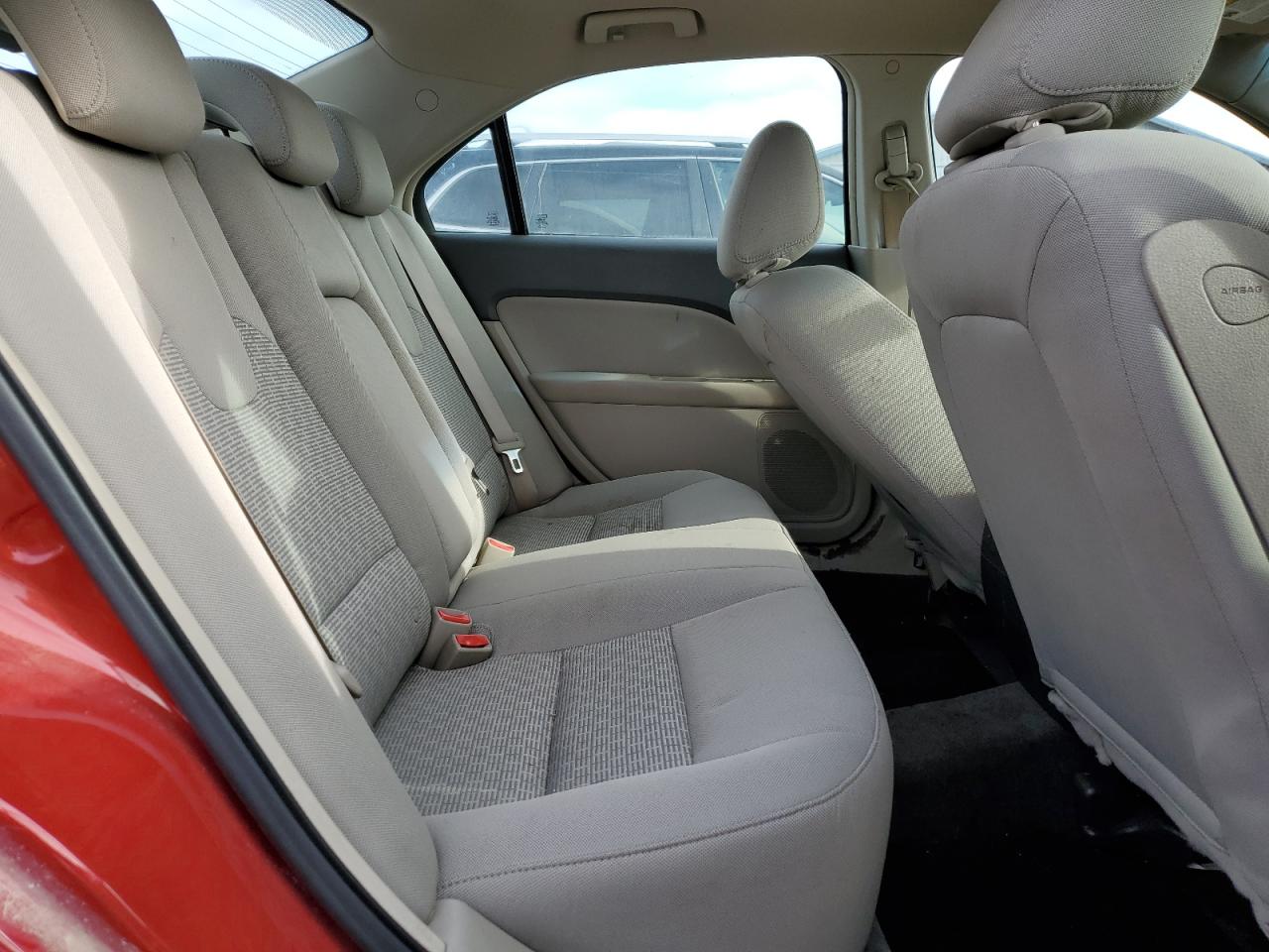 2010 Ford Fusion - Image 10