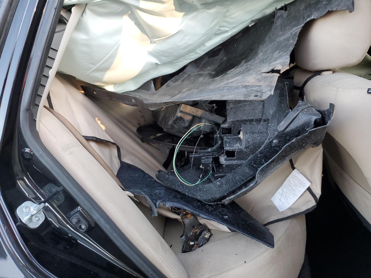 2015 Nissan Altima 2.5 VIN: 1N4AL3AP0FC124162 Lot: 81229545