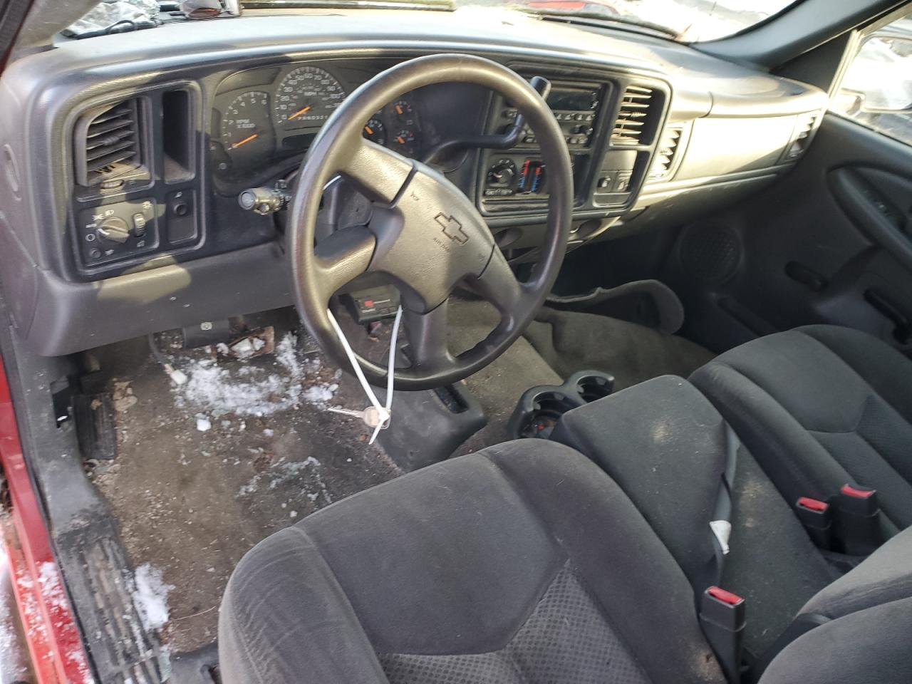 2006 Chevrolet Silverado - Image 8