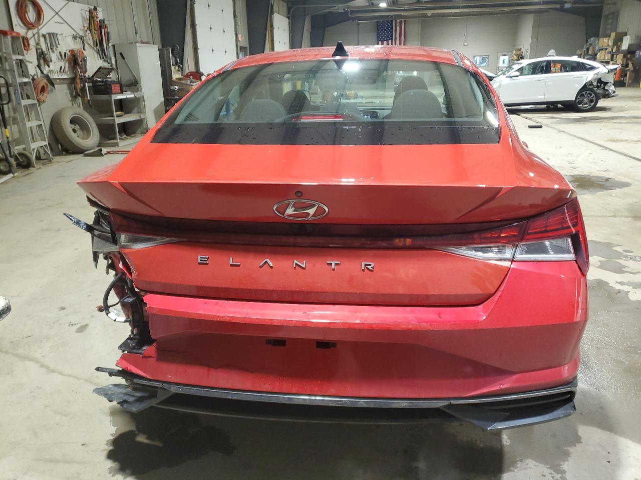 2021 Hyundai Elantra - Image 6