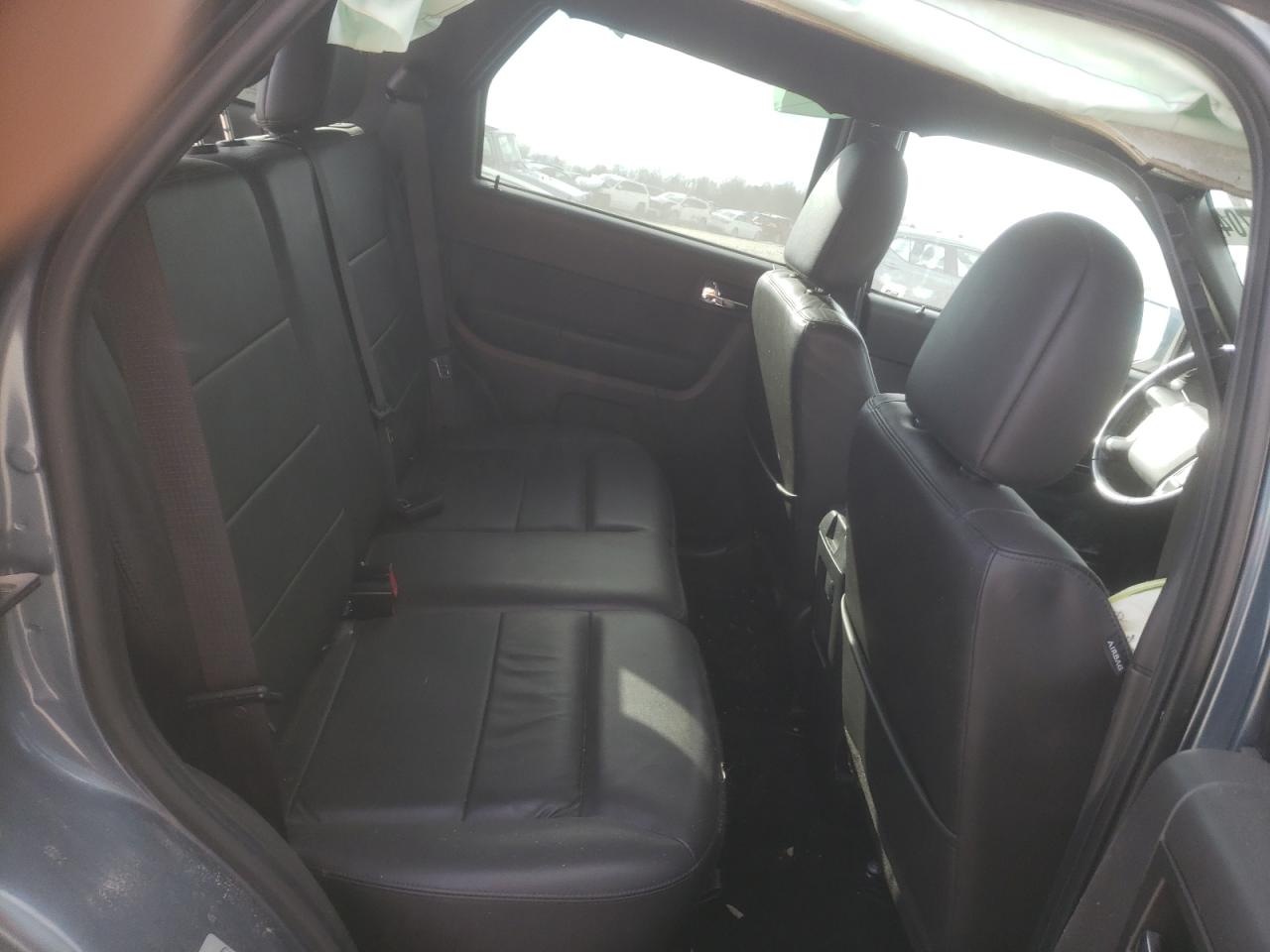2011 Ford Escape - Image 11