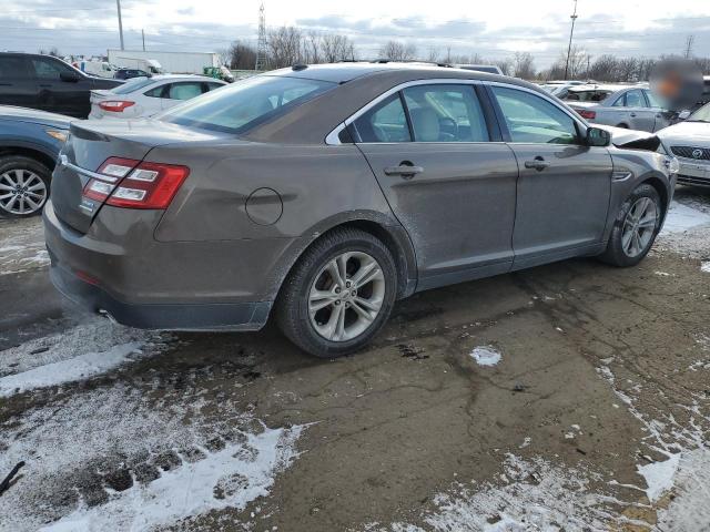  FORD TAURUS 2015 Коричневый