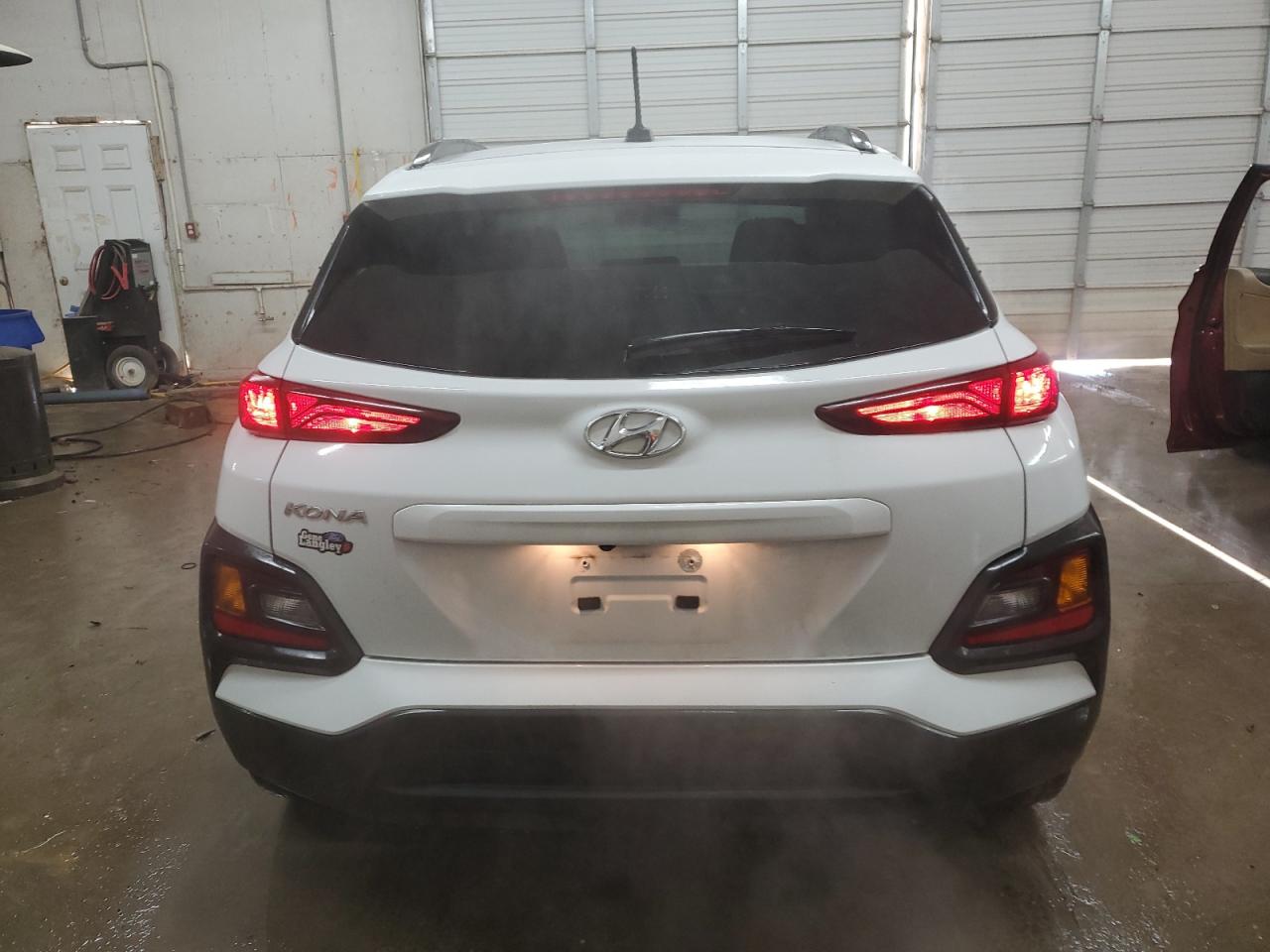 2020 Hyundai Kona Sel VIN: KM8K22AA8LU590317 Lot: 84255284