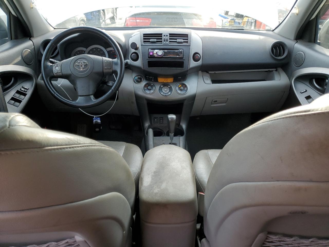 2011 Toyota RAV 4 - Image 8